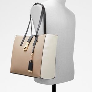 BRAND NEW Aldo Wiciewiel Tote bag